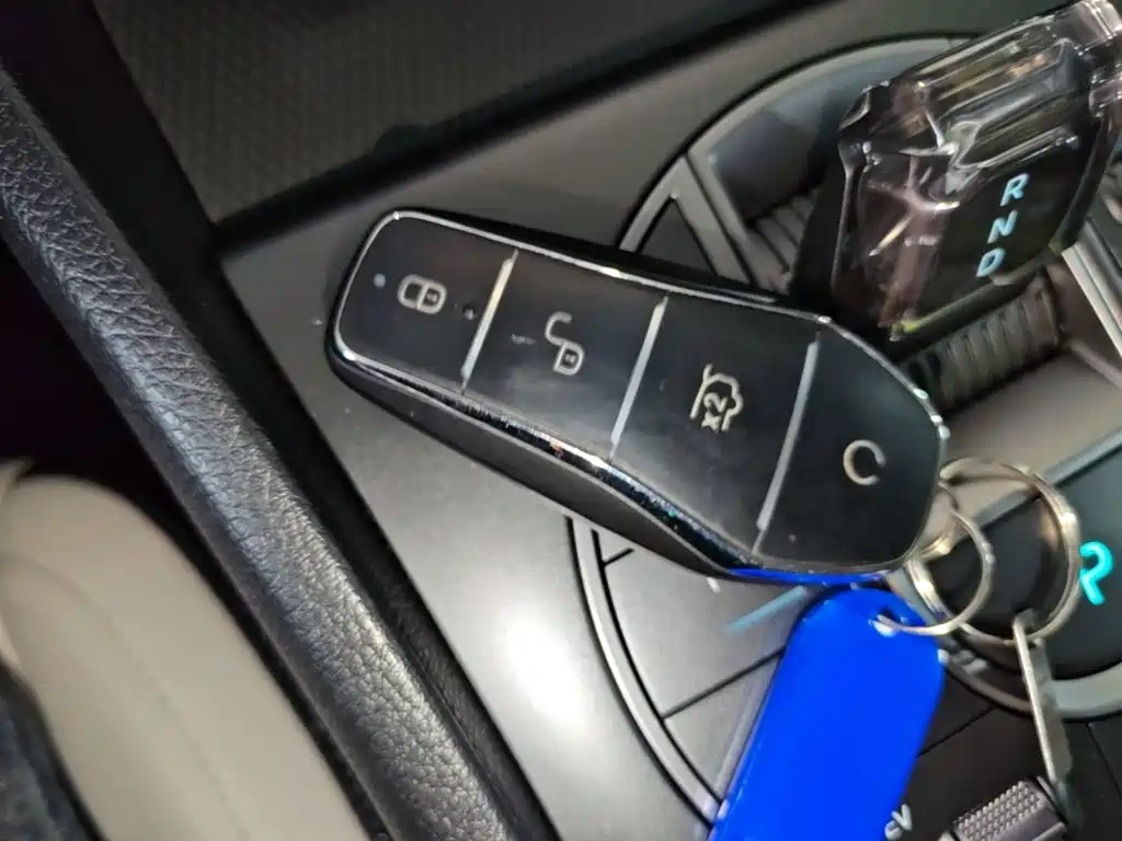 BYD Seal 05 DM-i — фото 9