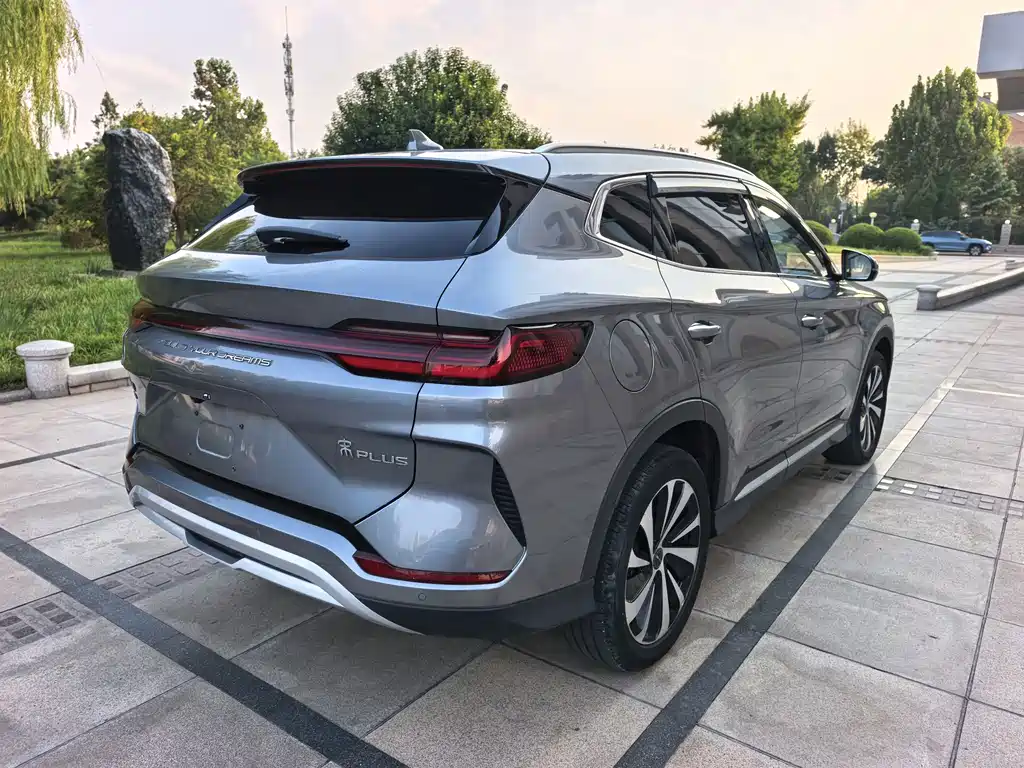 BYD PLUS New Energy — фото 6