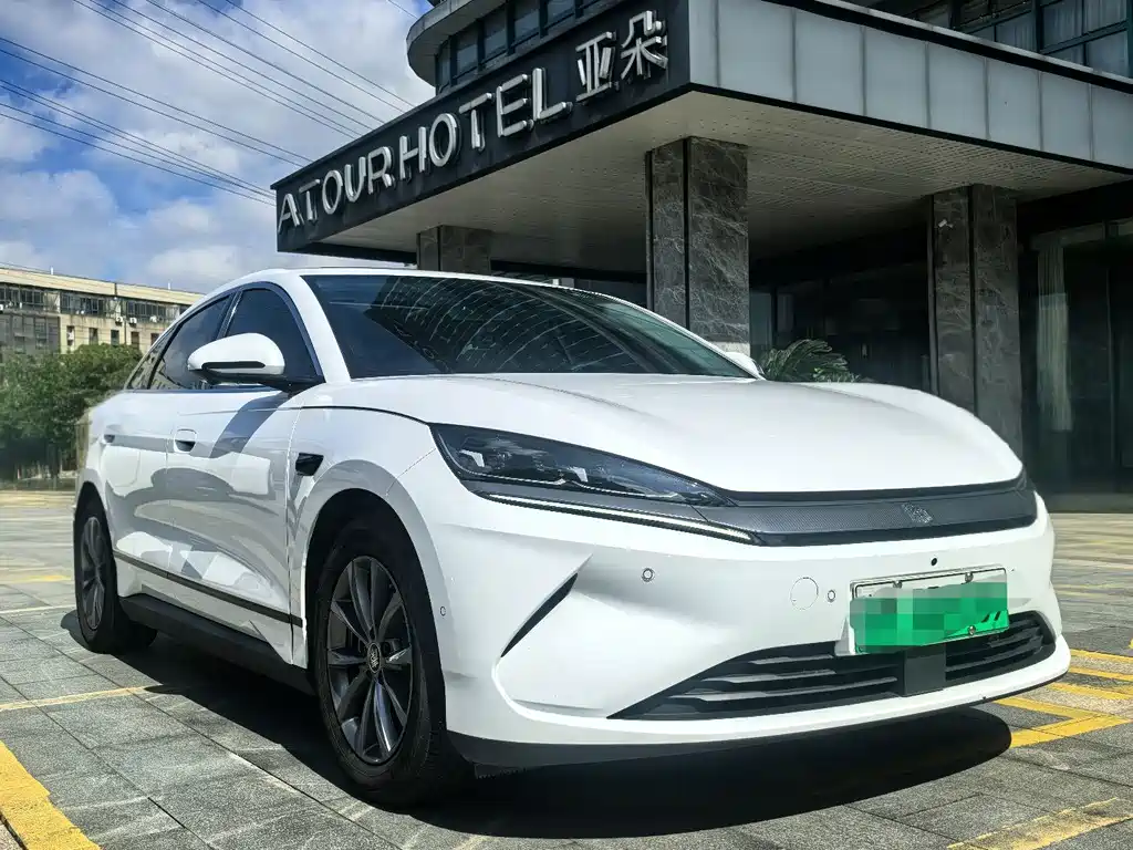 BYD Qin L — фото 2
