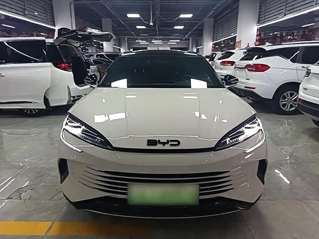 BYD Seal 07 DM-i — фото 3