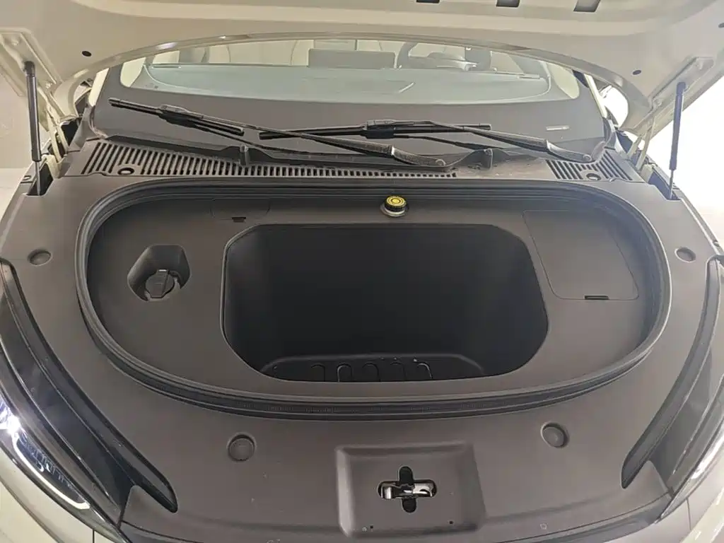 BYD Qin L — фото 20