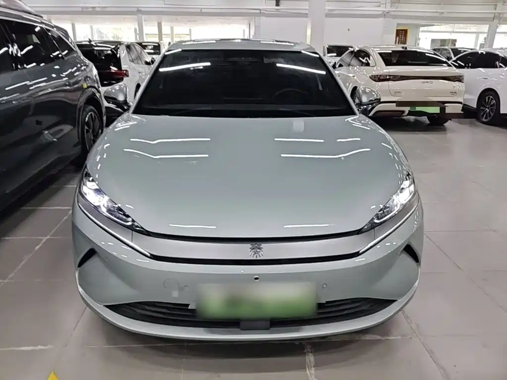 BYD Qin L — фото 3
