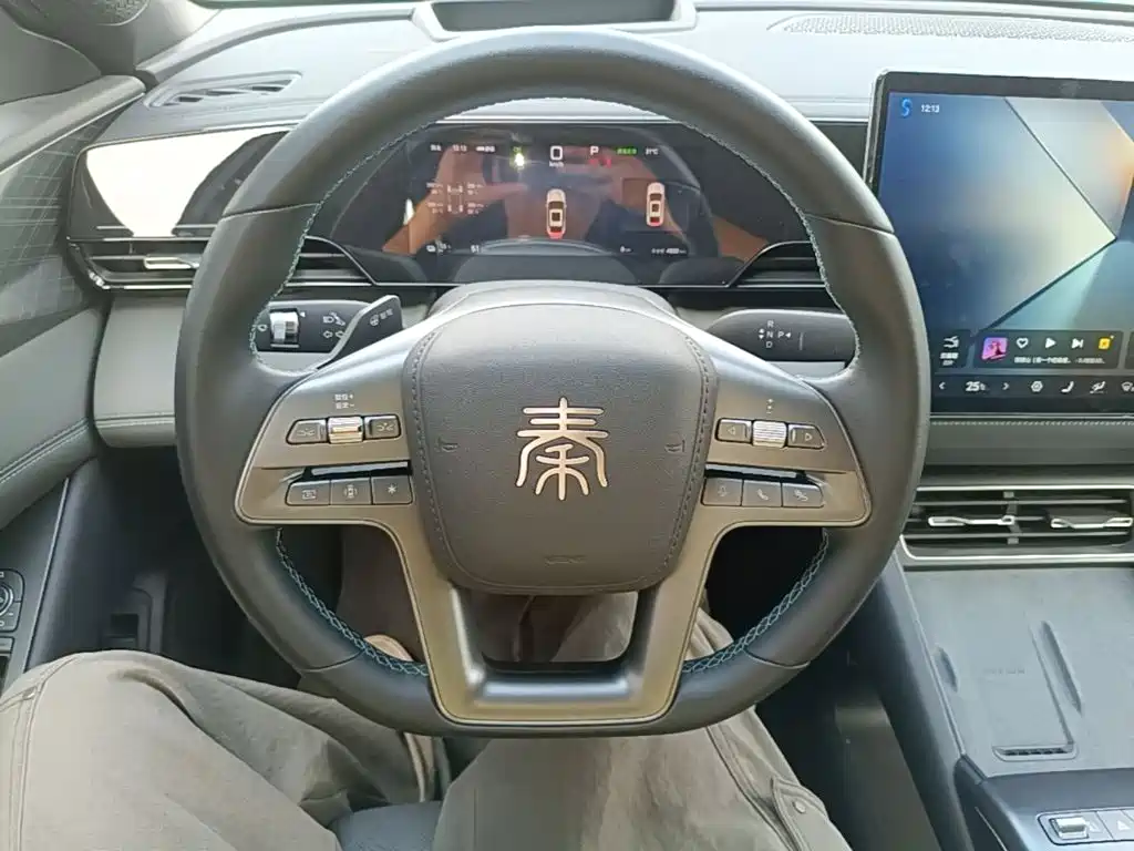 BYD Qin L — фото 11