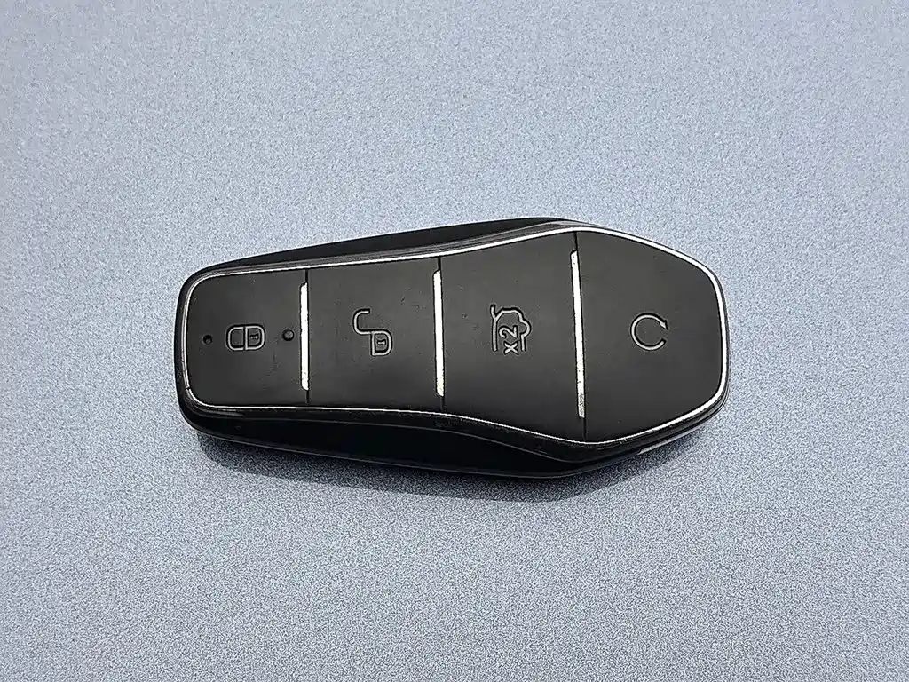 BYD Seal — фото 19