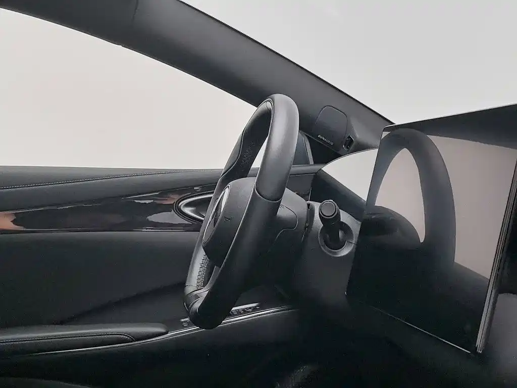 BYD Seal — фото 22