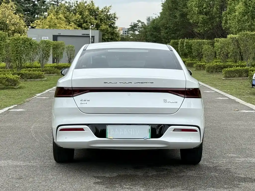 BYD Qin PLUS — фото 9