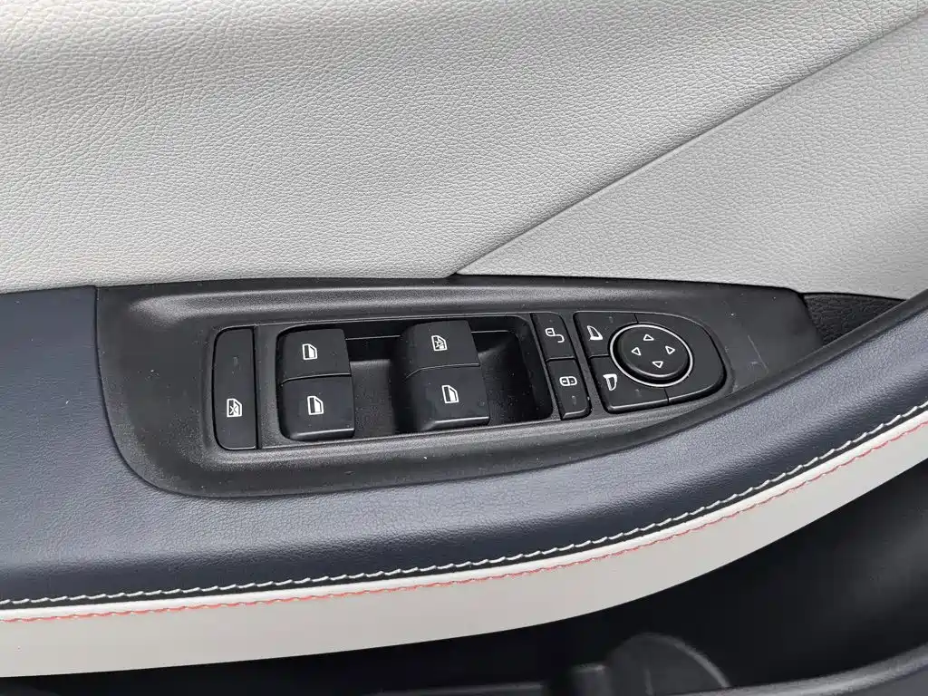 BYD Qin PLUS — фото 9