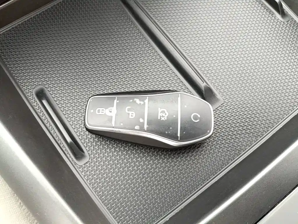 BYD Qin PLUS — фото 9