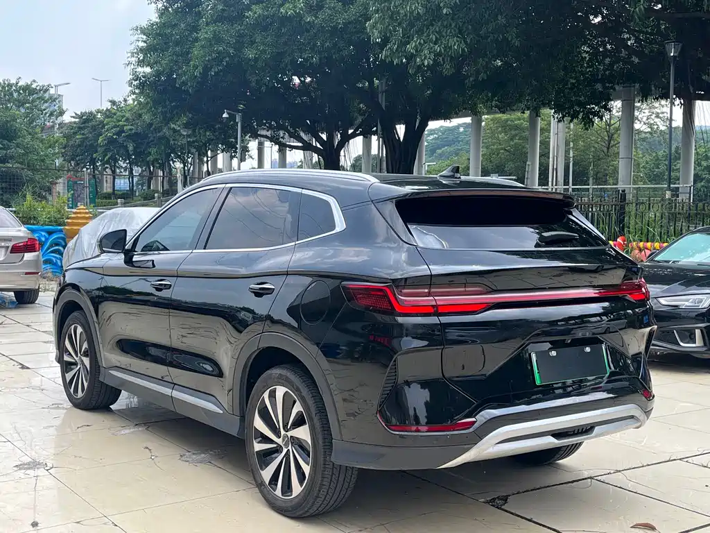BYD PLUS New Energy — фото 4