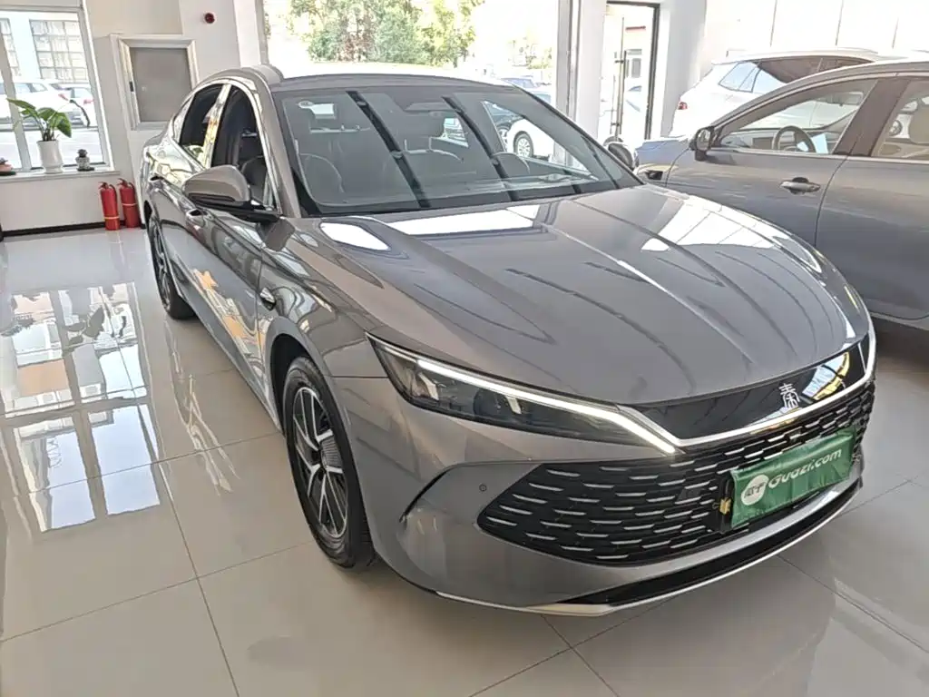 BYD Qin L — фото 4