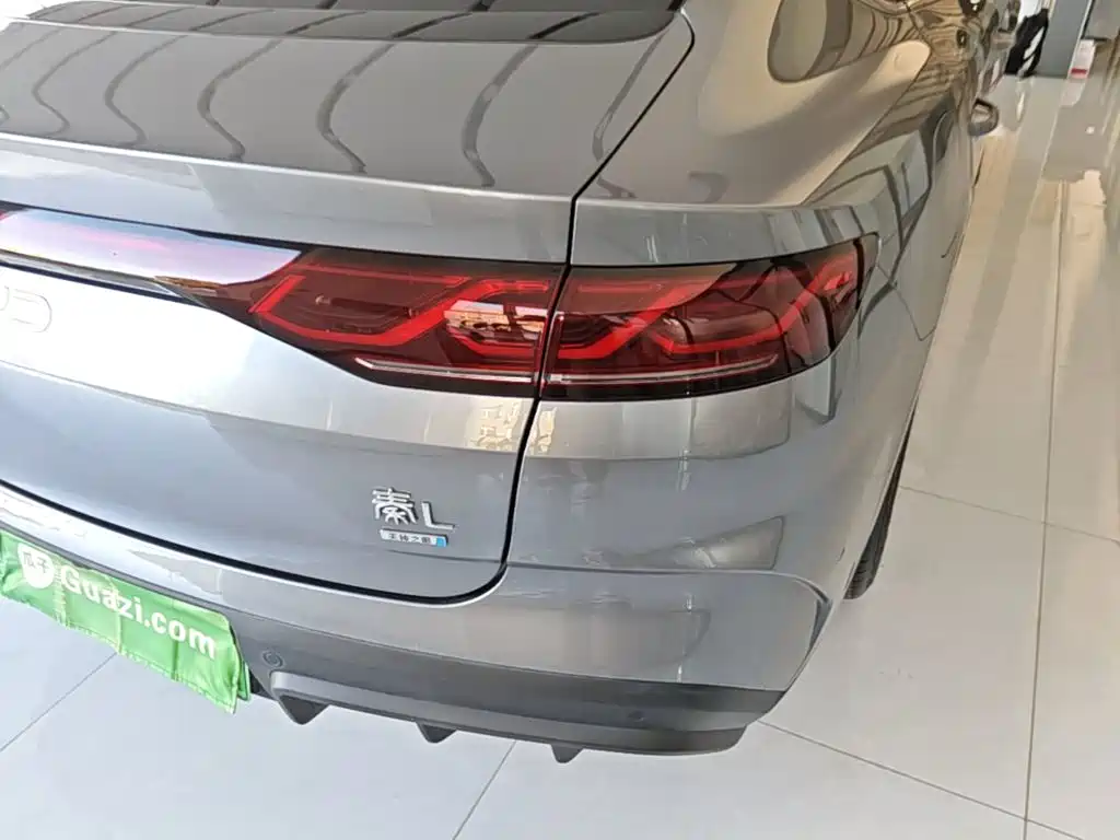 BYD Qin L — фото 8
