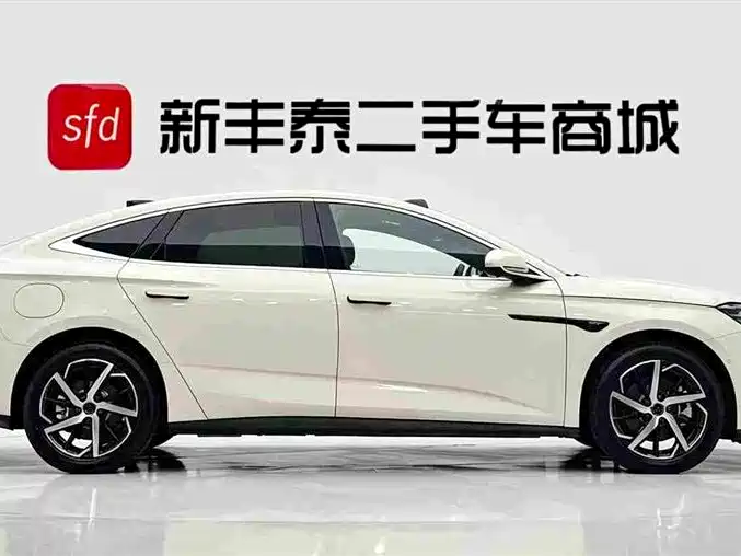 BYD Seal 07 DM-i — фото 3