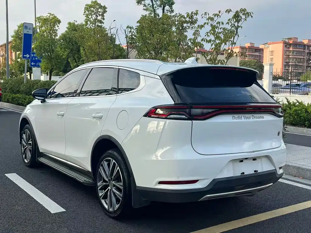BYD Tang — фото 12