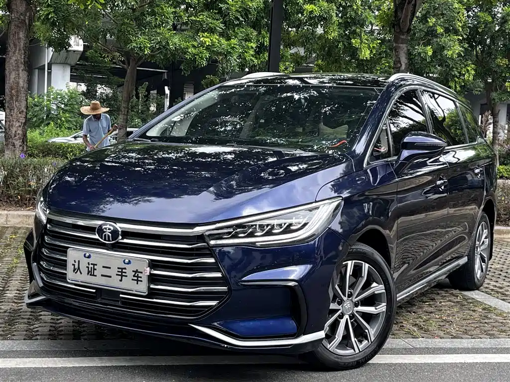 BYD MAX — фото 2