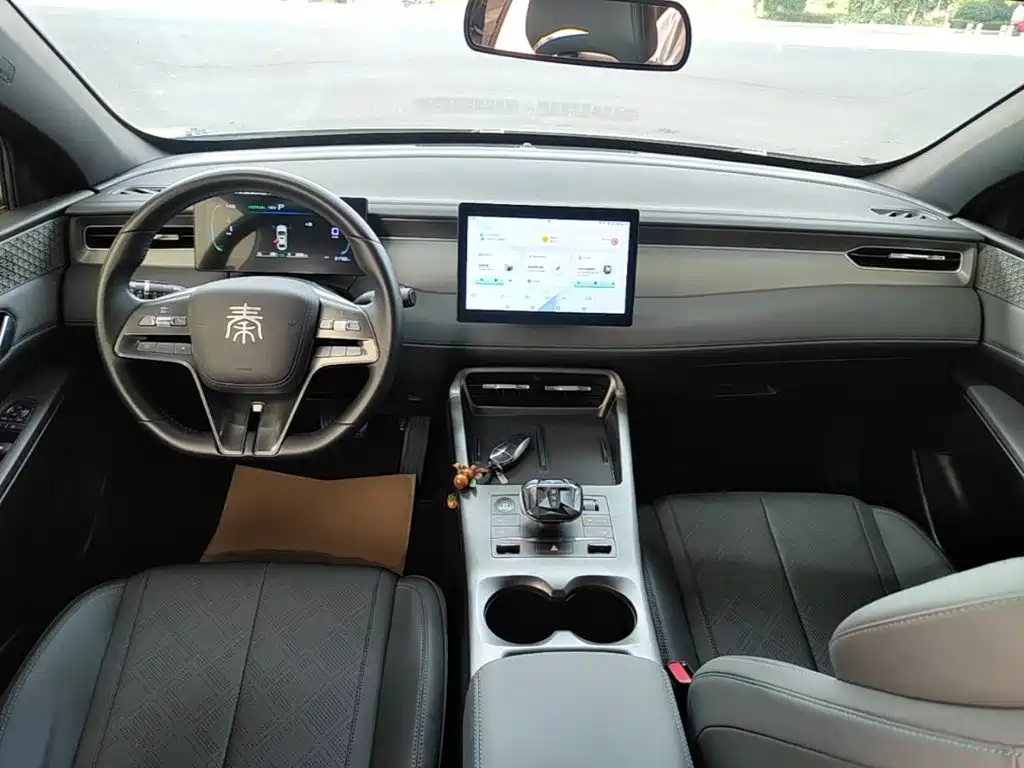 BYD Qin PLUS — фото 10