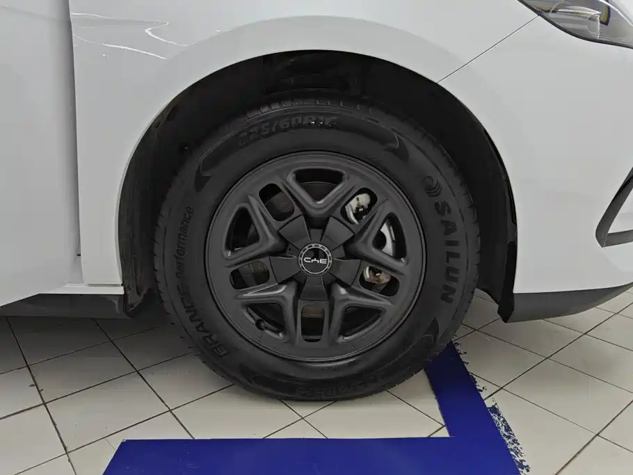 BYD Seal 05 DM-i — фото 6