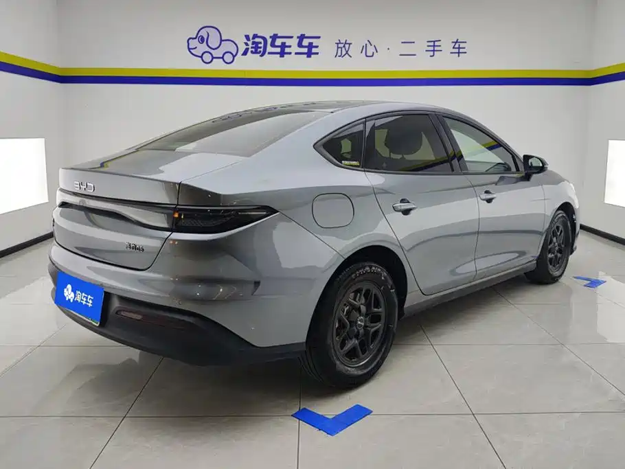 BYD Seal 05 DM-i — фото 3