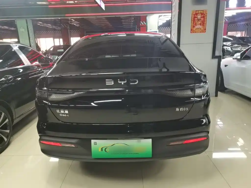 BYD Seal 05 DM-i — фото 6