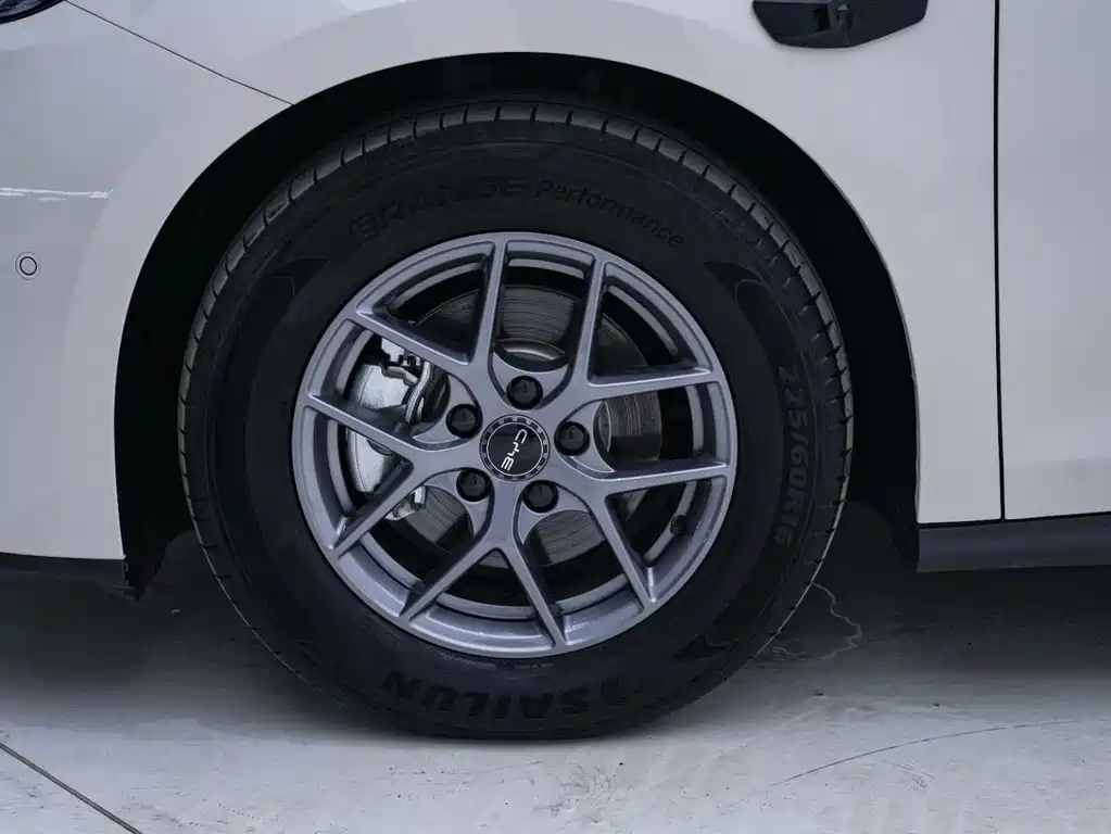 BYD Seal 06 — фото 8