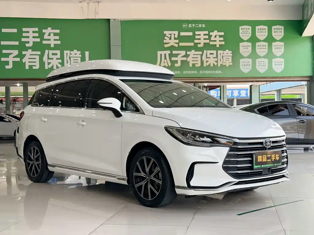 BYD MAX New Energy — фото 3