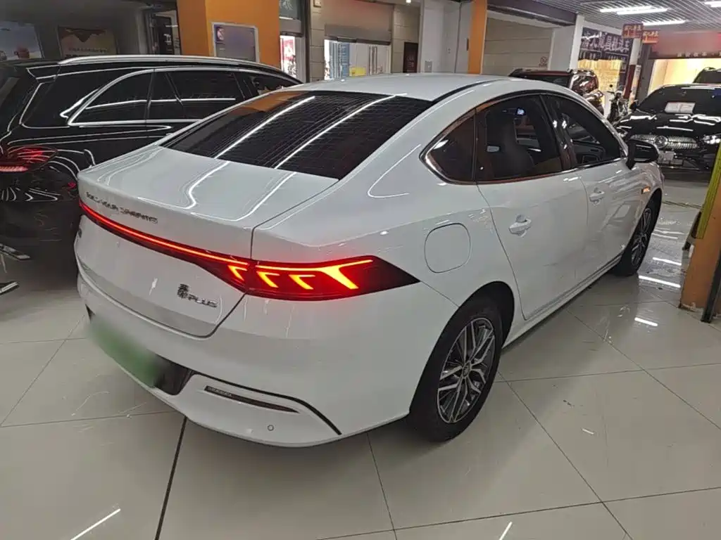 BYD Qin PLUS — фото 5