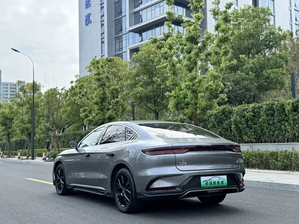 BYD Han — фото 3