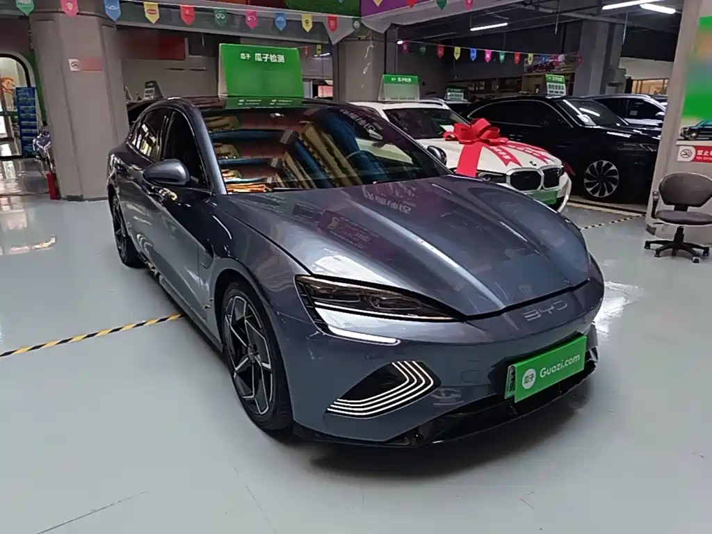BYD Seal — фото 4