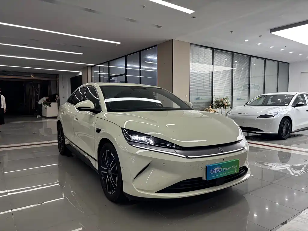 BYD Qin L — фото 3