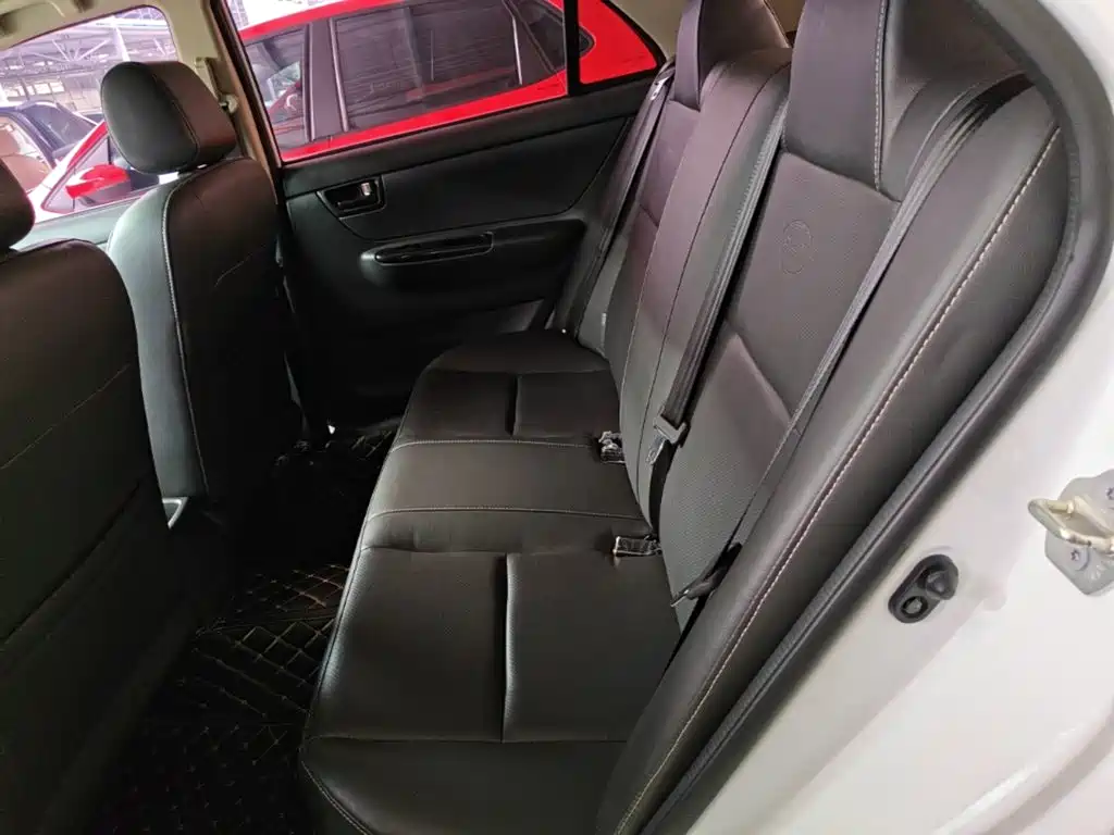 BYD F3 — фото 13