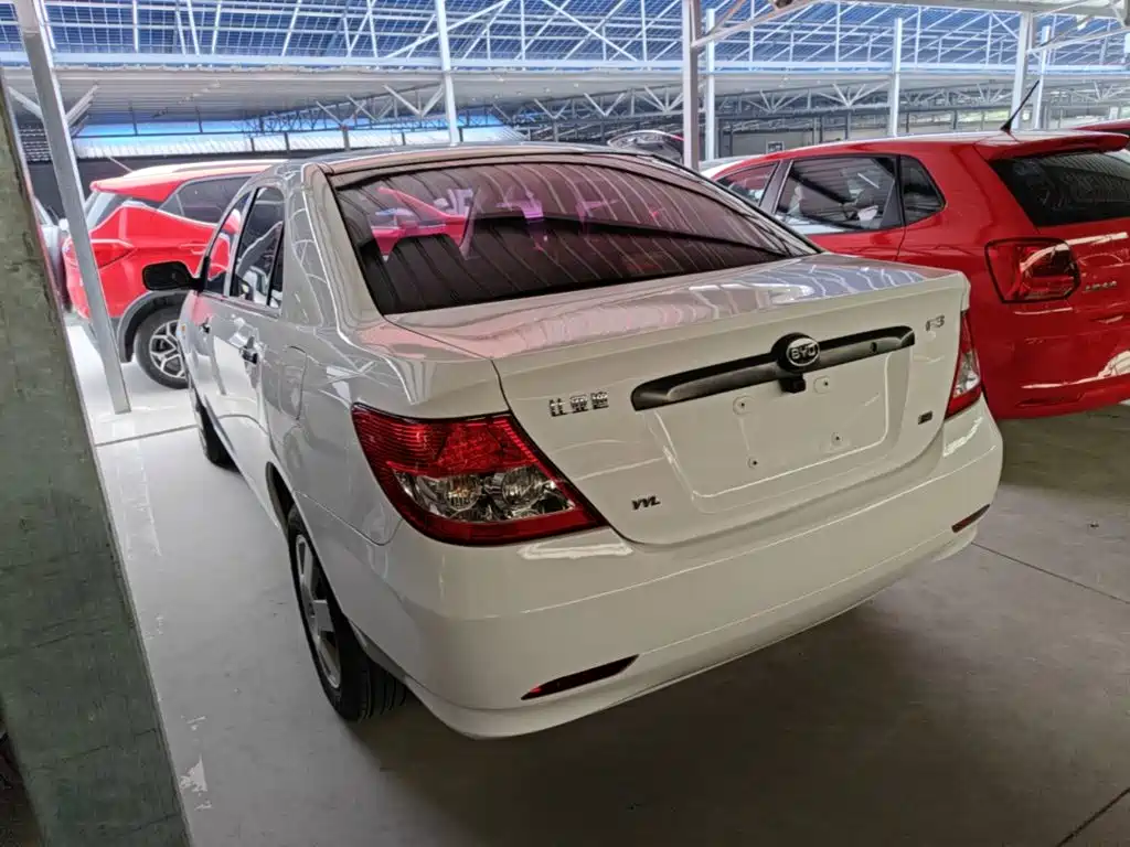 BYD F3 — фото 23