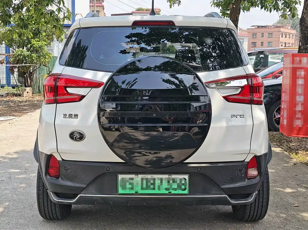 BYD Yuan Pro — фото 6