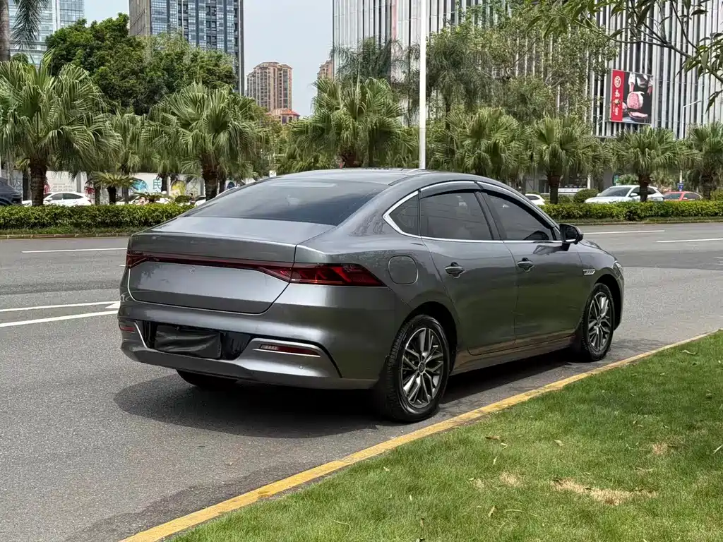 BYD Qin PLUS — фото 9