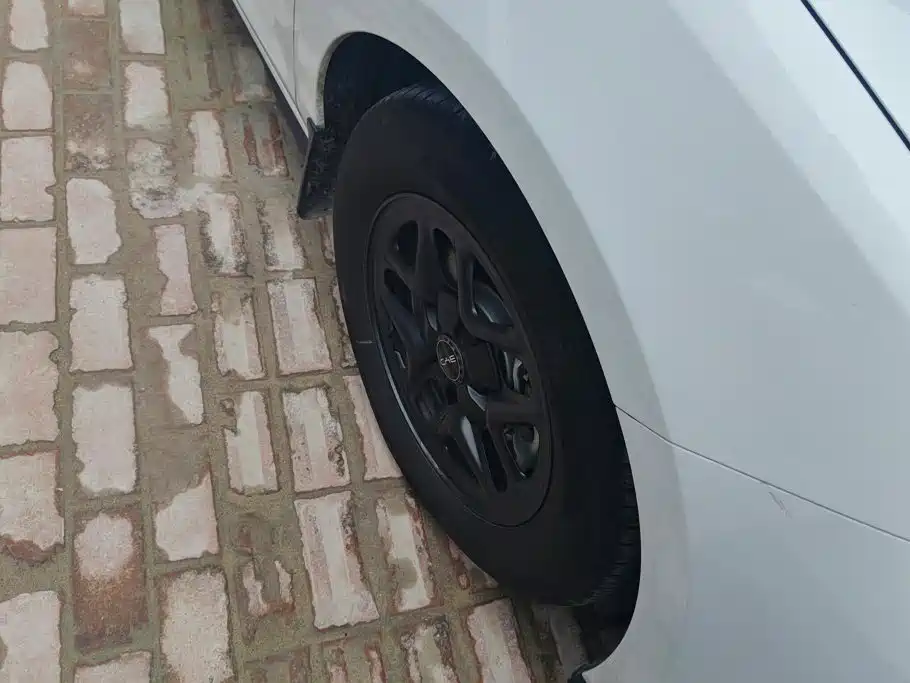 BYD Seal 05 DM-i — фото 6
