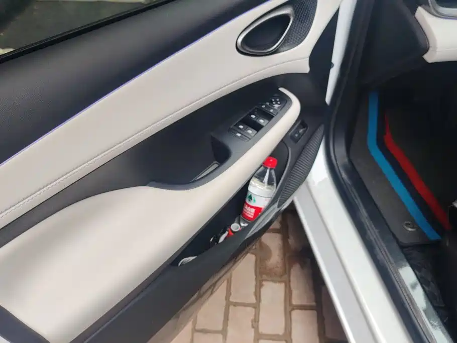 BYD Seal 05 DM-i — фото 7