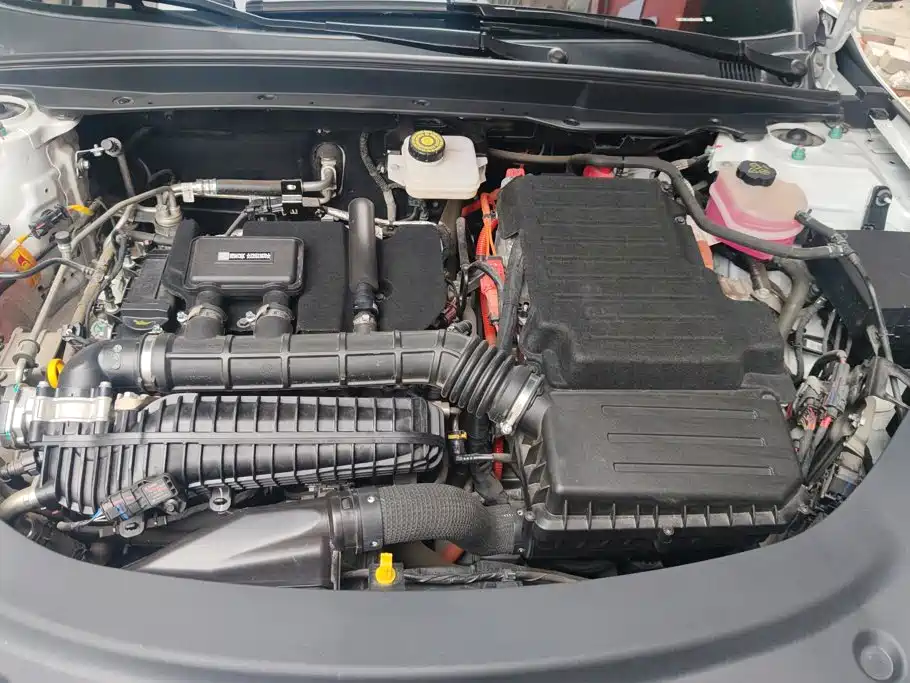 BYD Seal 05 DM-i — фото 10