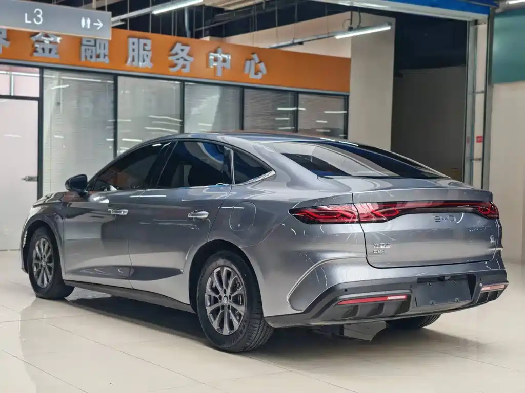 BYD Qin L — фото 5