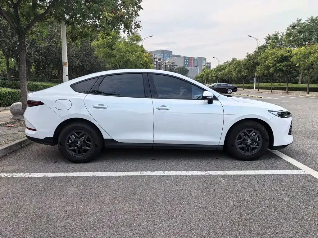 BYD Qin PLUS — фото 4