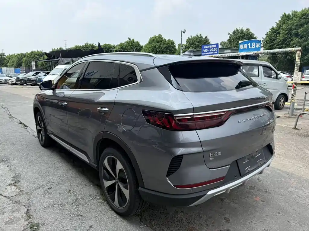 BYD PLUS New Energy — фото 9