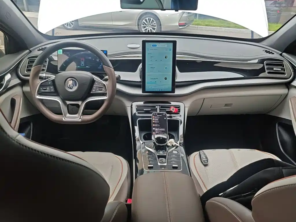 BYD Qin PLUS — фото 10