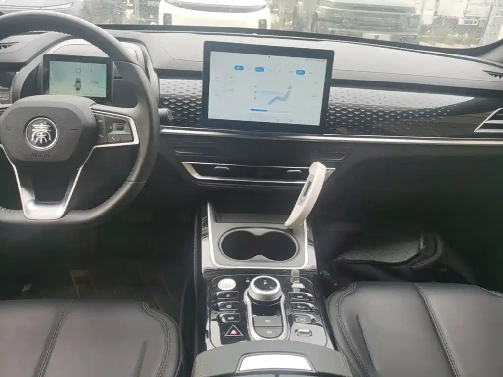 BYD Qin PLUS — фото 13
