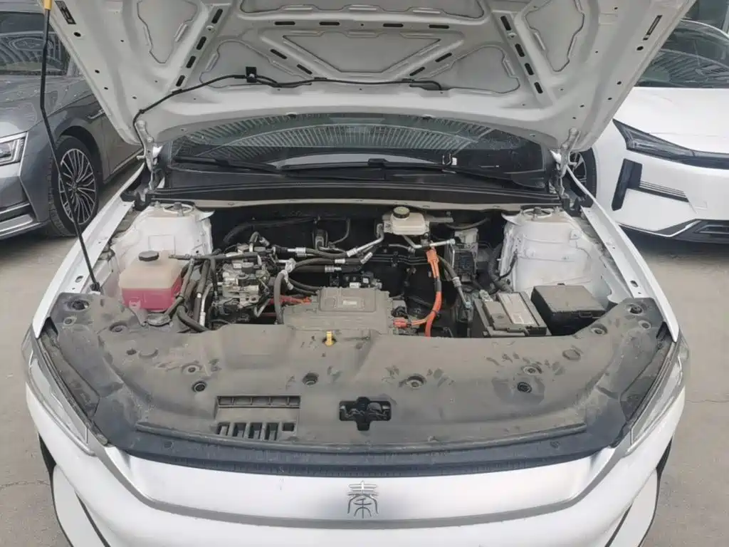 BYD Qin PLUS — фото 20