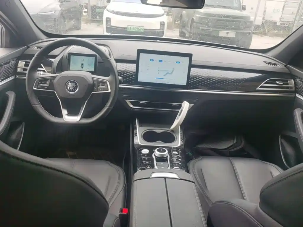 BYD Qin PLUS — фото 10