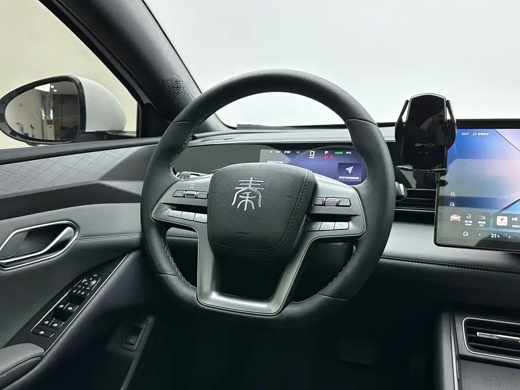 BYD Qin L — фото 21