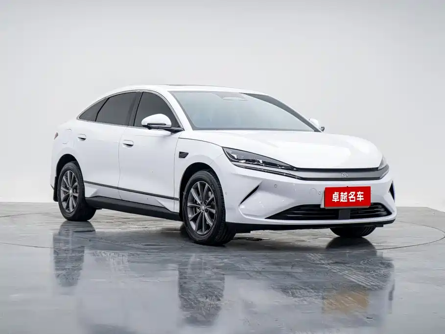 BYD Qin L — фото 5