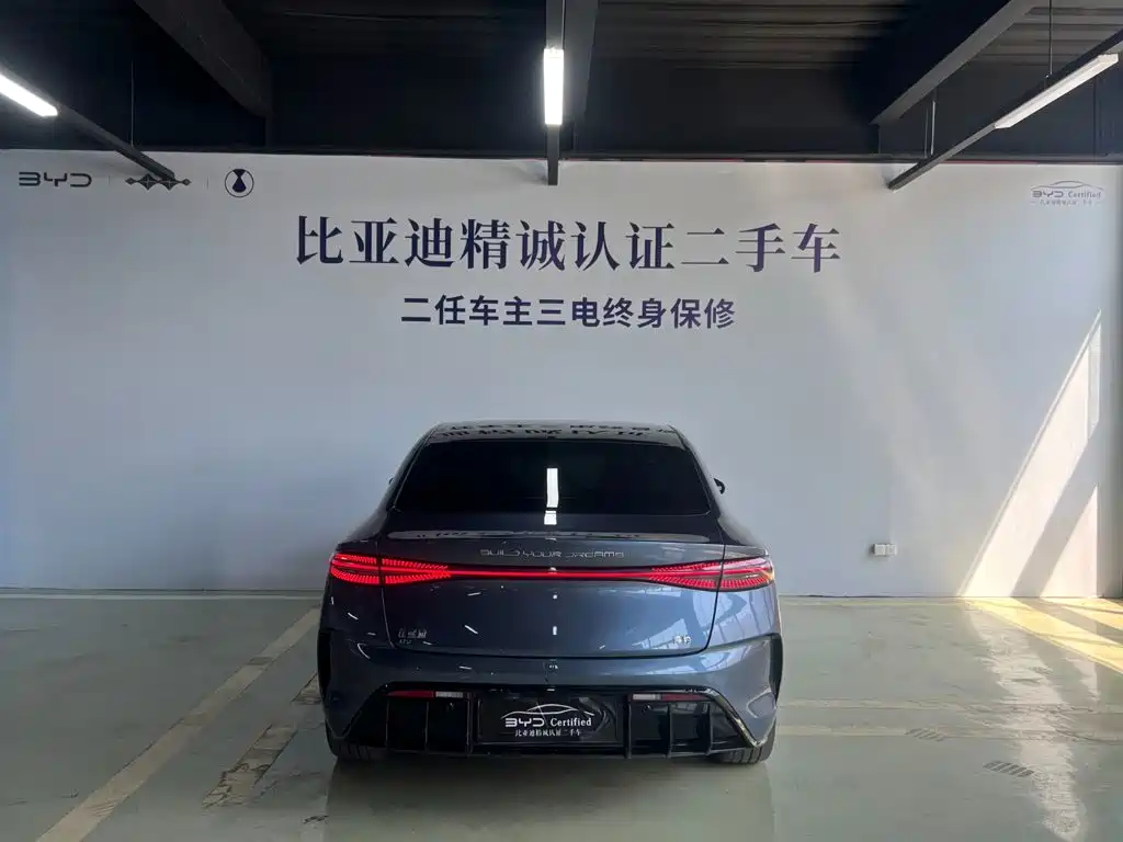 BYD Seal — фото 5