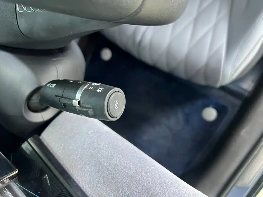 BYD Seal — фото 9