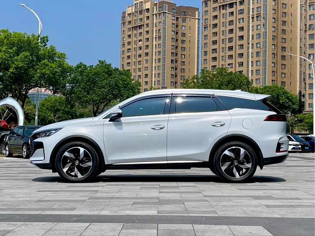 BYD Tang New Energy — фото 4