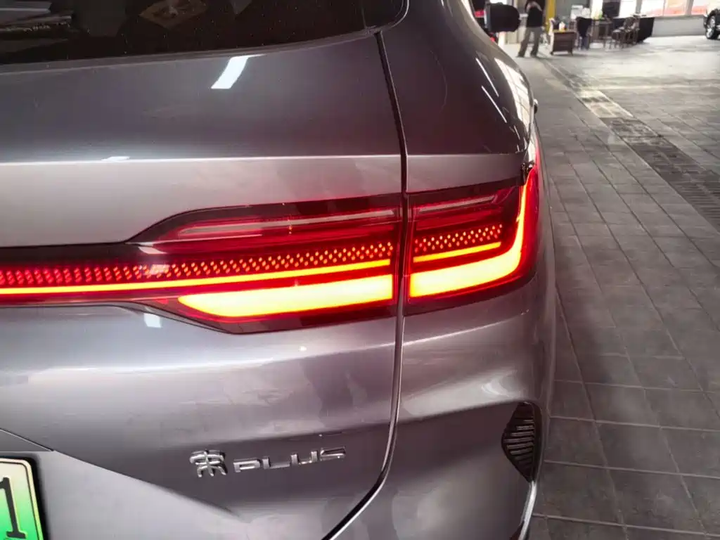 BYD PLUS New Energy — фото 8