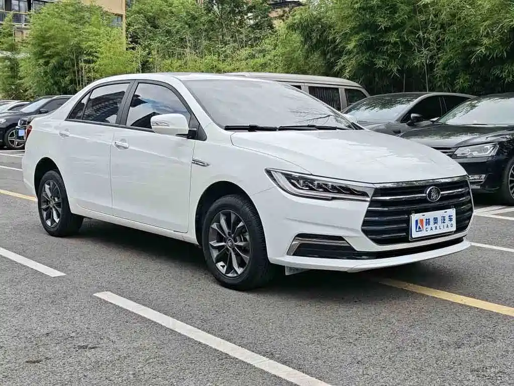 BYD Qin — фото 4