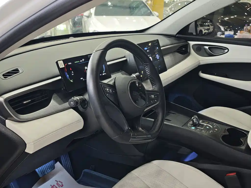BYD Seal 05 DM-i — фото 7